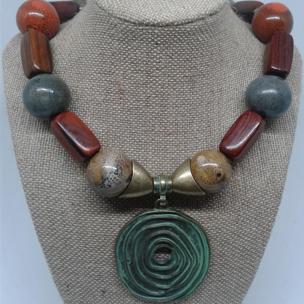 BOHO PENDANT NECKLACE